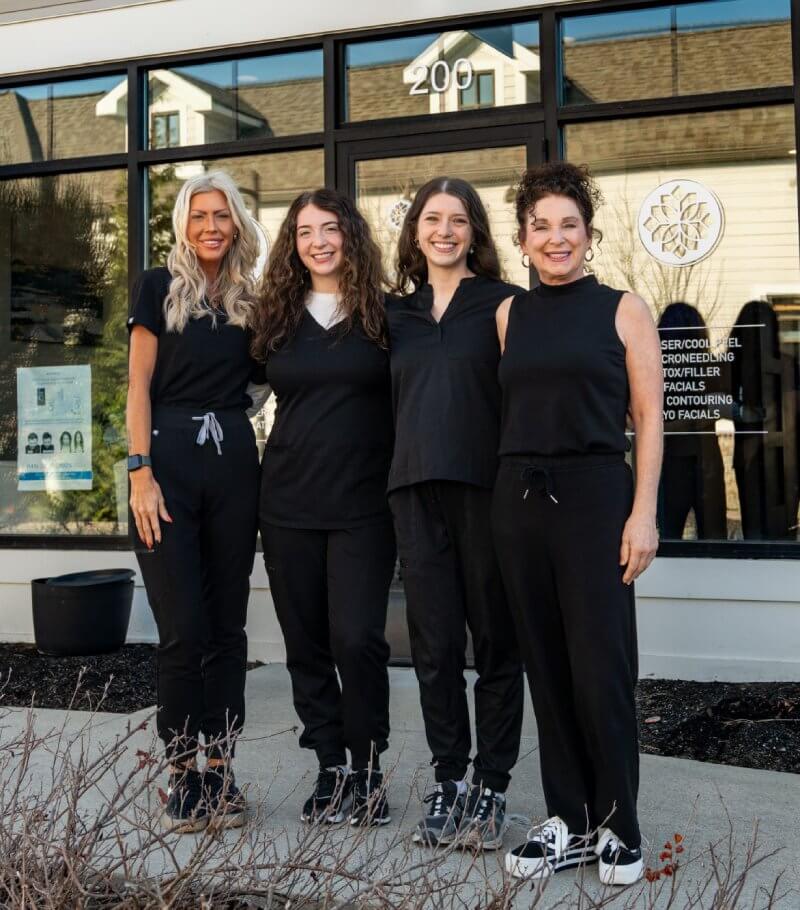 home-revive-wellness-beauty-team-mobile-hero-o